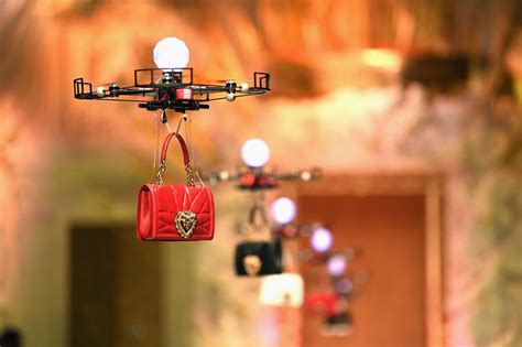 Watch drones at Dolce & Gabbana fashion show 